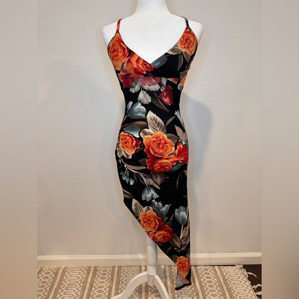 #12 | Beautiful very Flattering floral dress